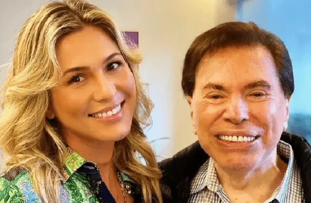 Silvio Santos revela motivo da demissão de Lívia Andrade 1 Silvio Santos revela motivo da demissão de Lívia Andrade