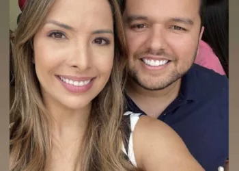 Amabile Pasqualotto ao lado do maridão Rodrigo Pires, sábado, reuniu os amigos em comemoração a sua nova idade