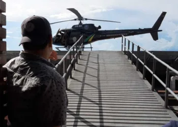 Helicóptero resgata idoso que sofreu AVC e duas vítimas de acidente de trânsito em estado grave