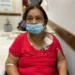 Com leucemia, idosa faz rifa de 'Alexa' para custear tratamento