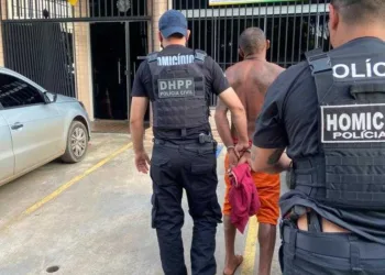 Em nova operação, Polícia Civil cumpre 10 mandados e prende quatro acusados de participação em organizações criminosas