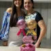 A acadêmica de Medicina Anne Caroline Ferreira com Valéria Carvalho celebrando a chegada do novo ciclo