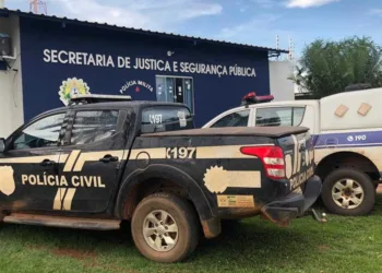Médico é preso em flagrante após espancar esposa e filho de 7 anos