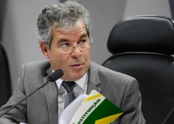'É hora de ser candidato', diz Jorge Viana sobre as eleições 2022