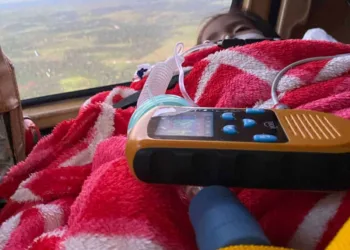 Com grave desnutrição, boliviana de um ano é resgatada em Brasileia por equipe do Samu e Ciopaer
