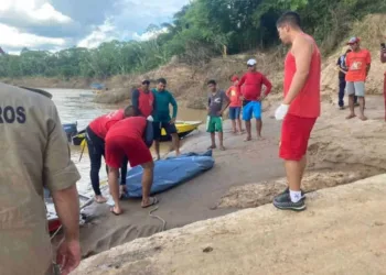 Bombeiros encontram corpo de jovem de 26 anos que se afogou em rio