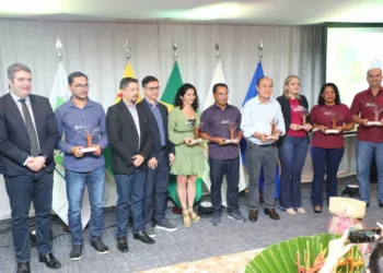 Sebrae premia prefeitos acreanos com projetos de desenvolvimento dos pequenos negócios