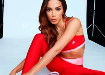 Tatuador fala sobre tatuagem íntima de Anitta e declara: Ela entrou na onda