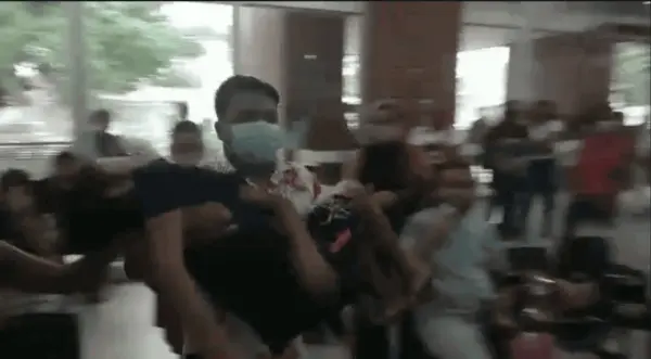 Criança desmaia enquanto espera atendimento no Pronto-Socorro de Rio Branco