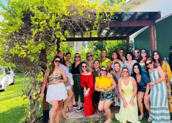 A pecuarista Lidiane Moraes e a psicóloga Karinne Correia se uniram e fizeram uma grande festa para os amigos para comemorar seus aniversários