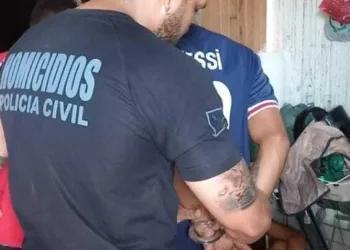 Polícia Civil prende homem que matou o próprio irmão a facadas e pauladas em Rio Branco