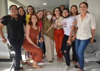 Equipe e usuários do Caps Samaúma participam da Tribuna Popular para falar sobre os serviços oferecidos no Centro