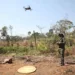 Rio Branco Acre, Brasil - Militares do Batalhão de Polícia Ambiental (BPA) que receberam curso de pilotagem de drones pela WWF fazem a pratica em campo, realizam mapeamentos de áreas desmatadas com drones.
Os drones foram doando pela WWF-Brasil para o fortalecimento no combate contra os crimes ambientais
