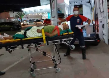 Mecânico que sobreviveu a acidente com helicóptero é reavaliado no Huerb e cirurgia não é descartada