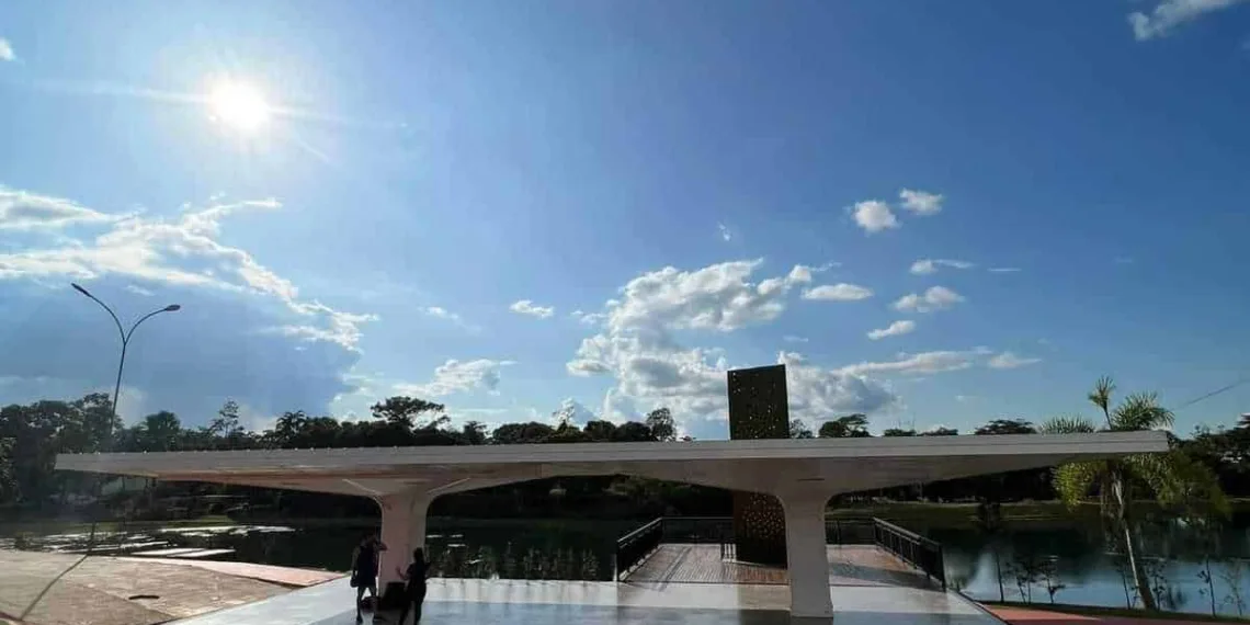 Na capital, memorial em homenagem às vítimas da covid-19 é alvo de vândalos