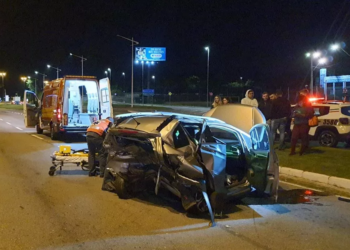 Maurício Lisboa morreu após o carro em que ele trafegava com a esposa ser atingido por veículo que praticava racha em uma das vias mais movimentadas de Florianópolis (Foto: Guarda Municipal de Florianópolis)