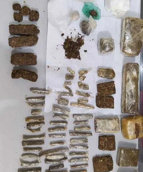 Drogas são encontradas no banheiro de visitantes em presídio de Sena Madureira