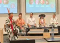 Liderança indígena do Acre palestra sobre a Amazônia em Fórum na Inglaterra