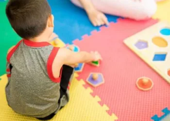 Sentença confirma proibição de limitação de atendimentos a autistas por planos de saúde no Acre