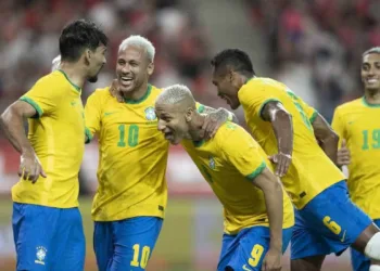 Correios e Câmara de Vereadores também alteram expediente durante os jogos da Seleção Brasileira