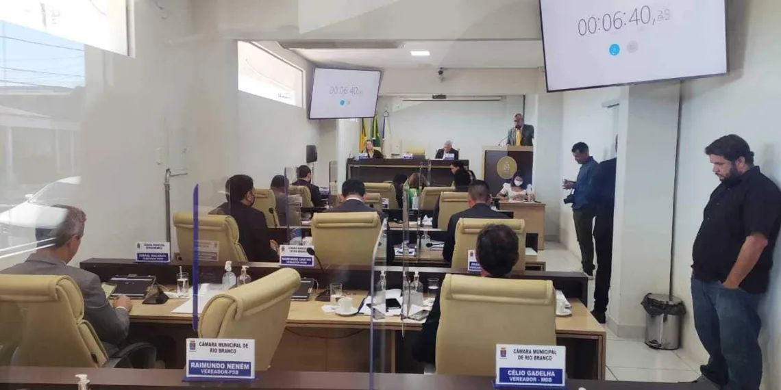 PL que garante repasse de R$ 8 milhões à empresa Ricco divide opiniões na Câmara; votação ocorre na tarde desta quinta