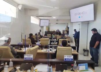 PL que garante repasse de R$ 8 milhões à empresa Ricco divide opiniões na Câmara; votação ocorre na tarde desta quinta