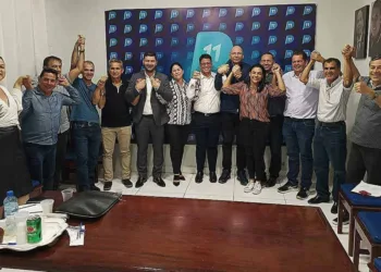 Prefeitos e deputados do PP, pedem que Gladson assuma a presidência do partido no Acre
