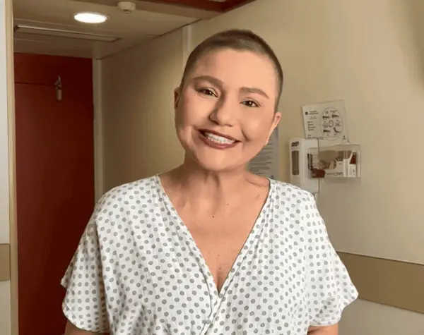 Deputada Jéssica Sales passa por cirurgia de retirada das mamas, nesta terça: 'falta pouco para voltar para o nosso estado'