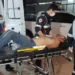 Uma equipe de socorristas do Samu esteve no local e, após prestar os primeiros atendimentos à vítima, a encaminhou ao Pronto-Socorro da capital (Foto: Cedida)