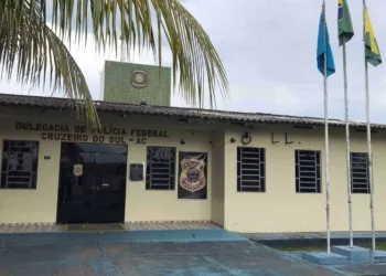 Secretário adjunto de Agricultura de Cruzeiro é preso pela PF após ser flagrado abastecendo carro particular com recursos da prefeitura