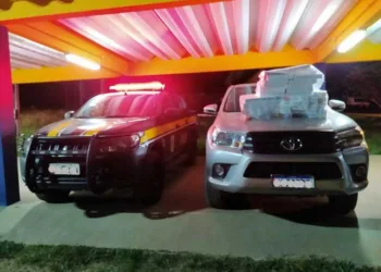 PRF apreende 1.500 maços de cigarros contrabandeados em Xapuri