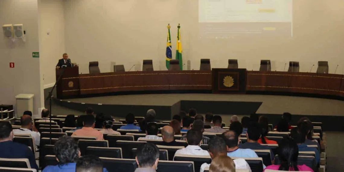 Combate à desinformação nas eleições de 2022 é tema de curso promovido pelo TRE-AC
