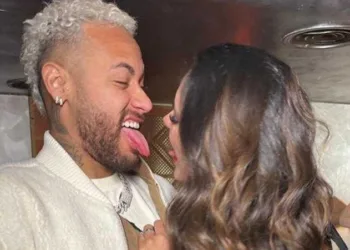 Bruna Biancardi se pronuncia após boatos de fim de namoro com Neymar: “Tempinho pra mim”