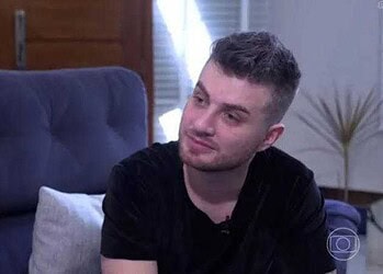 Sertanejo Conrado dá detalhes de acidente que matou Aleksandro: 'Consegui me segurar em uma tábua'