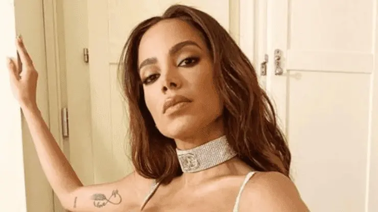 Anitta cobra Lula pela legalização da m a c o n h a: 'Estou dando o maior apoio' 1 Anitta cobra Lula pela legalização da m a c o n h a: 'Estou dando o maior apoio'