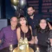 Aniversariante do sábado, 23, Dani Florêncio dividiu as alegrias da data especial com o marido Luís Antônio e os filhos em badalado restaurante na Capital paulista