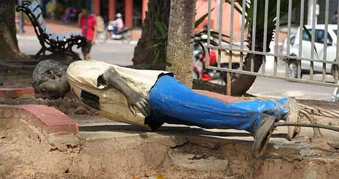 Marina, Lula e ambietalistas cobram ação do poder público sobre vandalismo na estátua de Chico Mendes