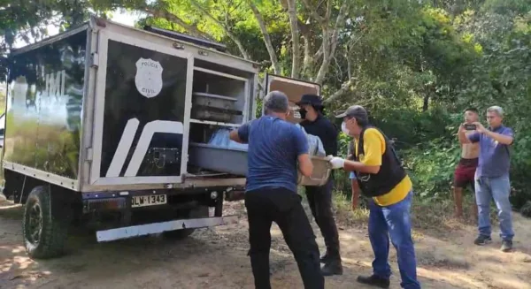 Jovem é encontrado morto na Cidade do Povo; suspeita é de que ele tenha sido executado pelo 'tribunal do crime' 1 Jovem é encontrado morto na Cidade do Povo; suspeita é de que ele tenha sido executado pelo 'tribunal do crime'