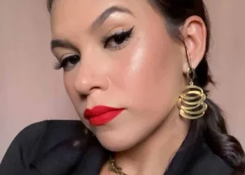 A poderosa maquiadora Carol Yarzon, que faz atendimento personalizado já está agendando a mulherada para a Expoacre 2022