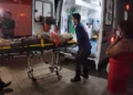 Acidente envolvendo moto e bicicleta deixa três feridos em Rio Branco; jovem está em estado grave no Pronto-Socorro