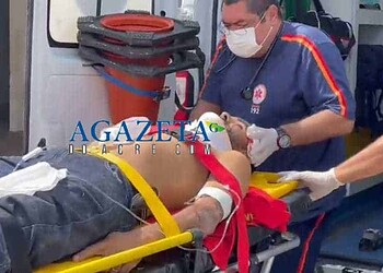 Após sofrer descarga elétrica, homem cai de seis metros de altura e corta a cabeça