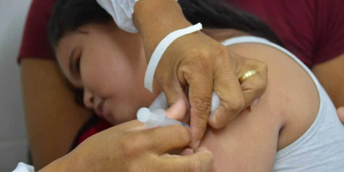 Vacinação segue em 10 pontos nesta terça-feira, em Rio Branco