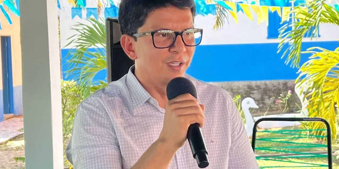 Mesmo com anúncio de Jorge ao Senado, PSB mantém pré-candidatura de Jenilson