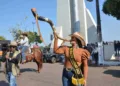 Cavalgada abre Expoacre neste sábado; veja fotos