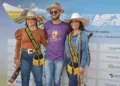 Cavalgada abre Expoacre neste sábado; veja fotos