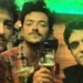 Jesuíta Barbosa reata com ex-namorado e curte romance em bar, diz jornal