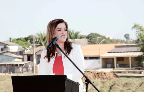 'Minha caminhada é para a Câmara Federal', diz Nazaré Araújo após rumores de candidatura ao governo