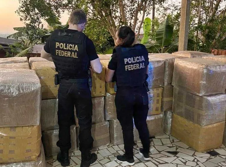 Os investigados responderão por crime de contrabando, art. 334-A do Código Penal, com pena de até 5 anos de reclusão. (Foto: Assessoria/PF)