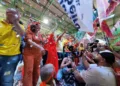 'Vamos ganhar no primeiro turno', diz Petecão em festa que reuniu milhares de pessoas