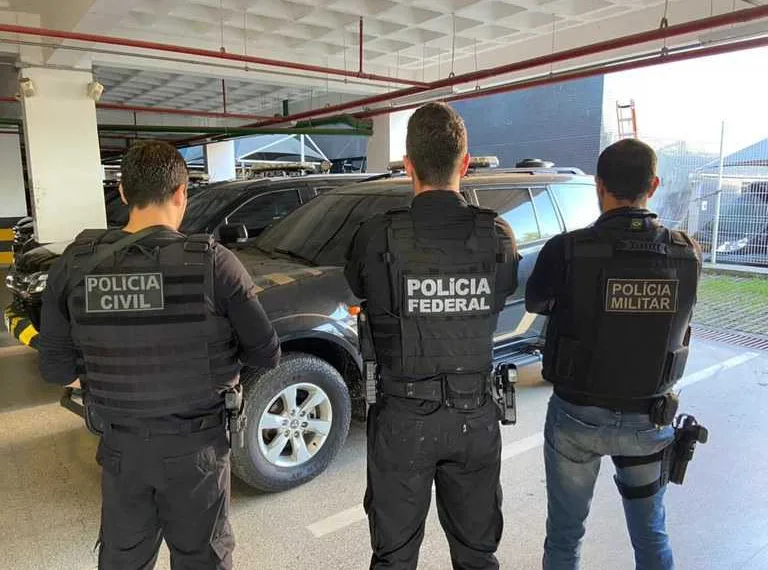 Mandado de busca e apreensão foi cumprido na capital acreana (Foto: Ascom/PF)